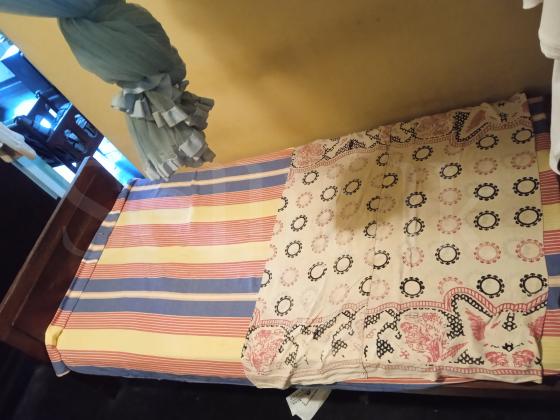 6ft x 3ft used single bed with mattress