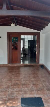 House for sale in Kandana