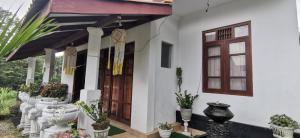 2 BEDROOM HOUSE FOR RENT